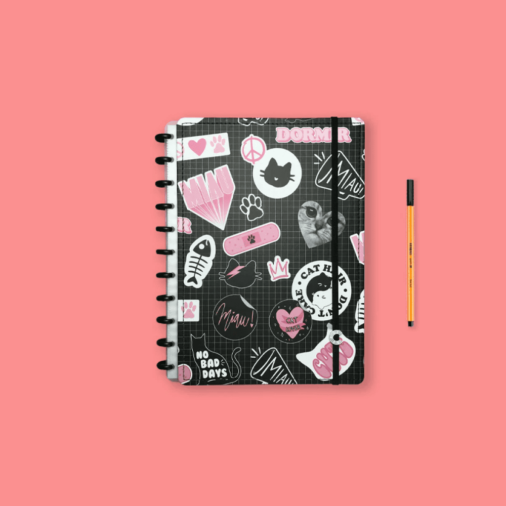 Caderno Inteligente By Uatt? Miau Lover Grande 60 Folhas com Pauta e 20 Folhas Lisas