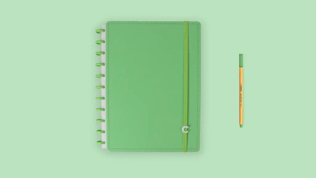 Caderno Inteligente All Green Grande 60 Folhas com Pauta e 20 Folhas Lisas